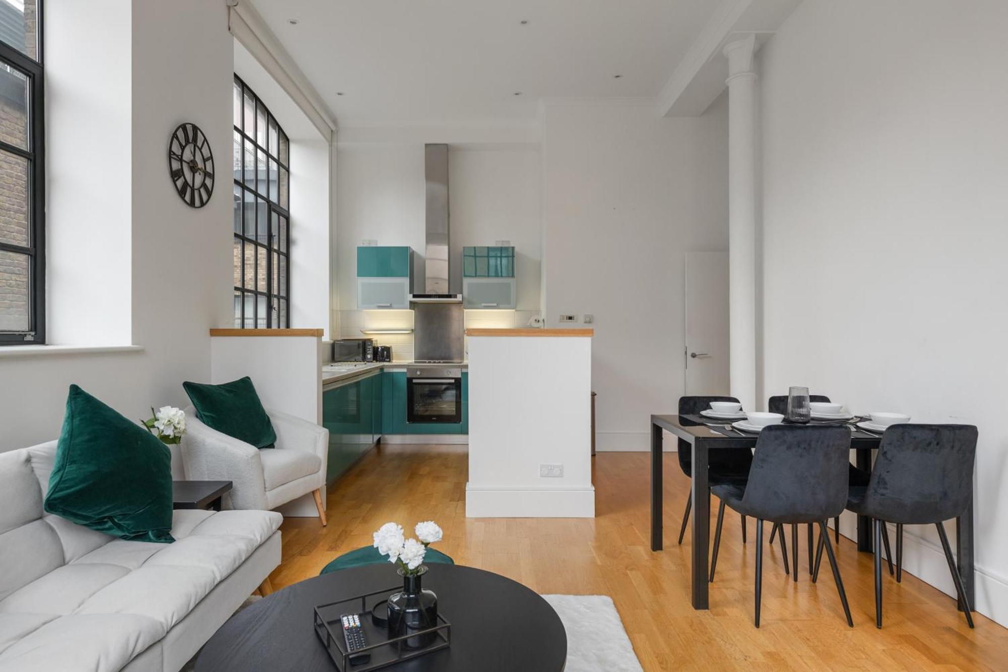 Апартаменты London, Kings Cross, Minutes From Station!